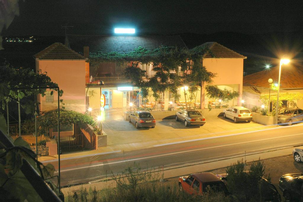 Lulak Studio Apartments Orebić Szoba fotó